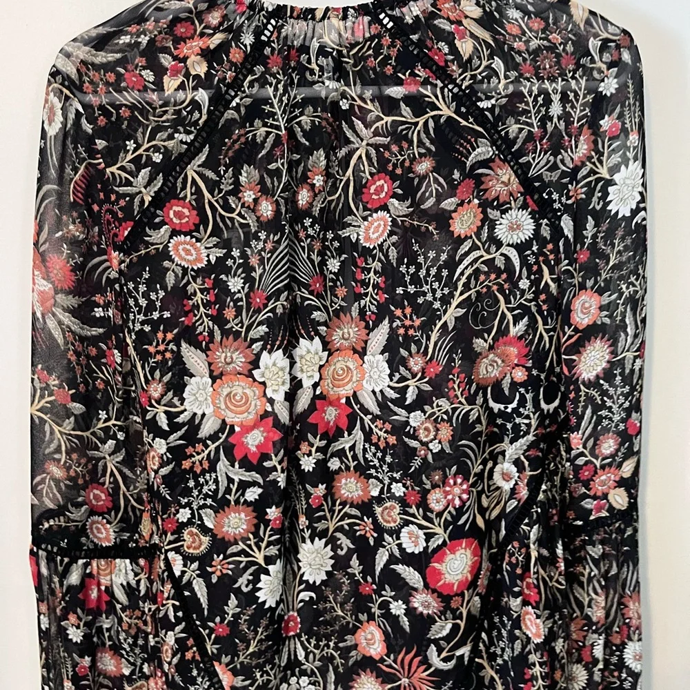 Intermix statement blouse - Picture 3 of 3